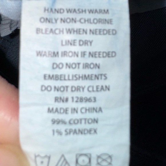 Indigo Rain mid Rise, straight leg distressed Jeans. Junior size 13. NWT - Picture 8 of 10